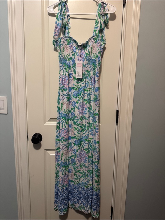 Lilly Pulitzer Dresses & Skirts - Lilly Pulitzer Kailua Smocked Maxi dress
